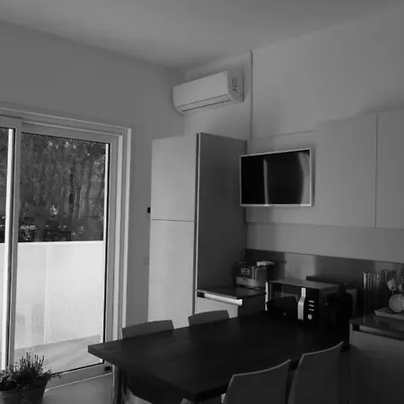 Serena Apartment *