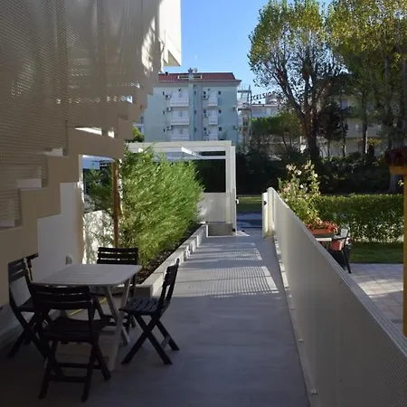 Serena Apartmán